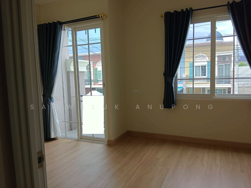 ให้เช่า - Golden Town Bangna km.5 : โกลเด้น ทาวน์ บางนา กม.5, สมุทรปราการ