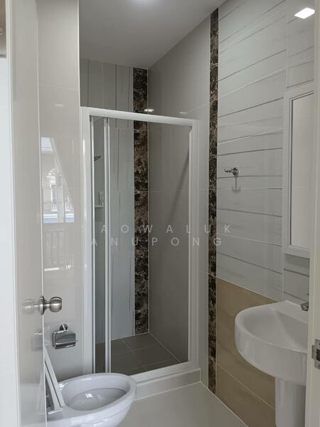 ให้เช่า - Golden Town Bangna km.5 : โกลเด้น ทาวน์ บางนา กม.5, สมุทรปราการ