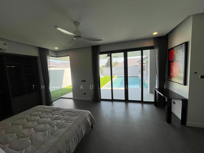 4-BR Villa, Prachuap Khiri Khan, Nong Kae, Hua Hin, Prachuap Khiri Khan, 4 Bedrooms, 350 sqm, Villa For Sale, by Netsakaw Thongsritep, 500105161 - DDproperty.com