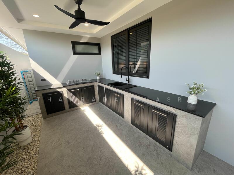 4-BR Villa, Prachuap Khiri Khan, Nong Kae, Hua Hin, Prachuap Khiri Khan, 4 Bedrooms, 350 sqm, Villa For Sale, by Netsakaw Thongsritep, 500105161 - DDproperty.com