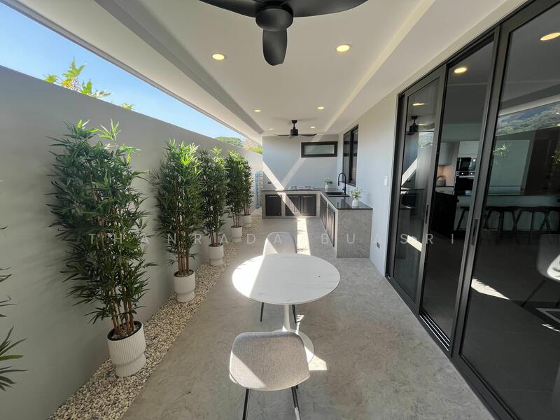 4-BR Villa, Prachuap Khiri Khan, Nong Kae, Hua Hin, Prachuap Khiri Khan, 4 Bedrooms, 350 sqm, Villa For Sale, by Netsakaw Thongsritep, 500105161 - DDproperty.com