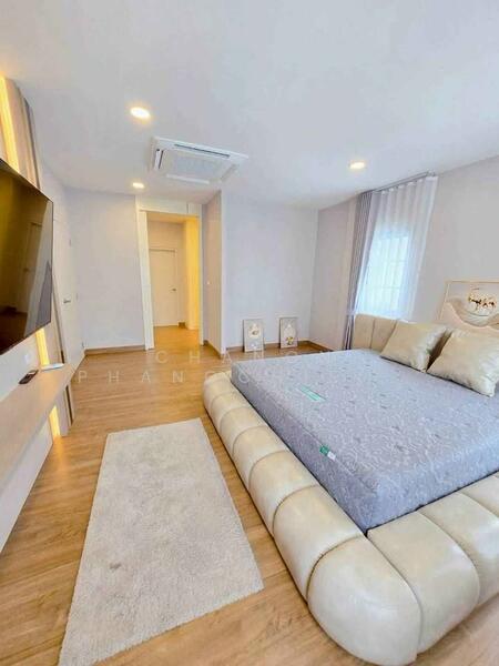 Centro Bangna, Samut Prakan, 111 Soi 3, Bang Kaeo, Bang Plee, Samut Prakan, 4 Bedrooms, 303 sqm, Single Detached House For Sale, by Chanon Phangchienghien, 500105264 - DDproperty.com