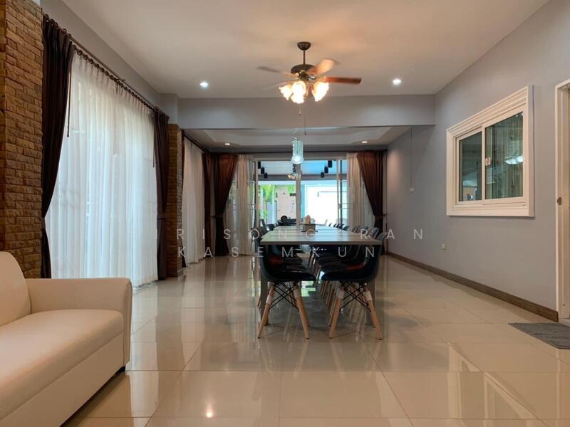 ให้เช่า - บ้าน 6-ห้องนอน, ชลบุรี