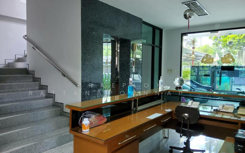 ขาย - อาคาร 5 ชั้น สวย เหมาะสำหรับดูแลผู้สูงอายุ, กรุงเทพ