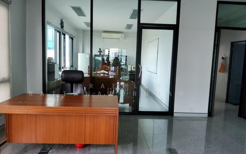 ขาย - อาคาร 5 ชั้น สวย เหมาะสำหรับดูแลผู้สูงอายุ, กรุงเทพ