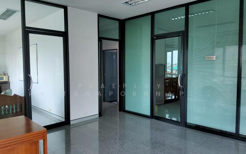 ขาย - อาคาร 5 ชั้น สวย เหมาะสำหรับดูแลผู้สูงอายุ, กรุงเทพ