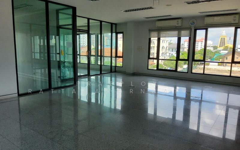 ขาย - อาคาร 5 ชั้น สวย เหมาะสำหรับดูแลผู้สูงอายุ, กรุงเทพ