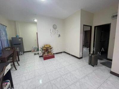 ขาย - บ้าน 2-ห้องนอน, ชลบุรี