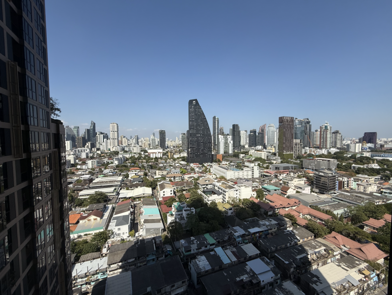 For Rent - Oka Haus Sukhumvit 36, Bangkok