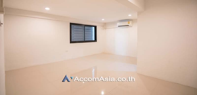 Home Office 4 Bedrooms Townhouse for Rent in Sukhumvit, Bangkok near BTS Phrom Phong at Townhouse at, กรุงเทพ, คลองตัน, คลองเตย, กรุงเทพ, 300 ตร.ม., ทาวน์เฮ้าส์ ให้เช่า, โดย Accom Asia, 500105674 - DDproperty.com