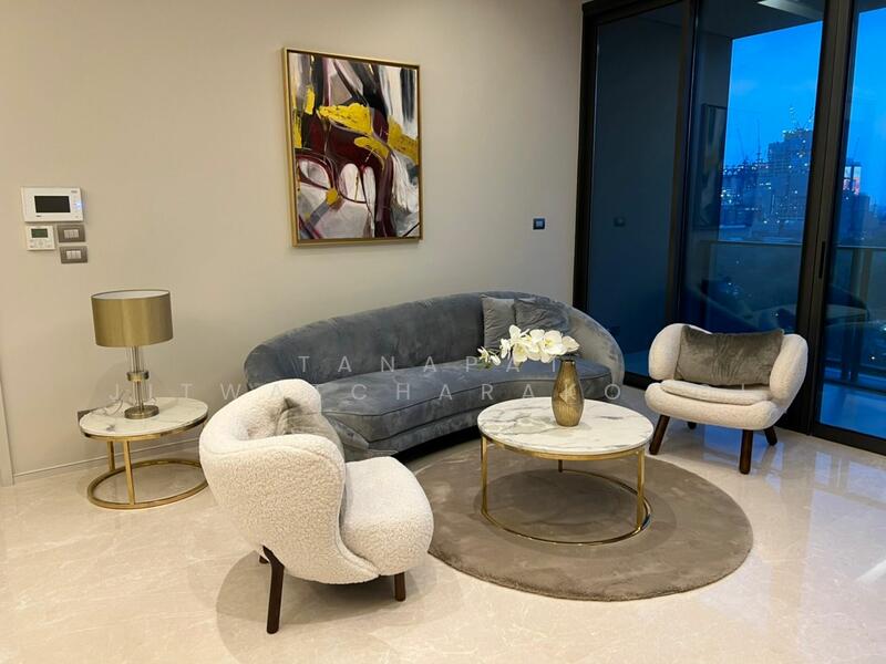 The Residences at Sindhorn Kempinski : เดอะ เรสซิเดนซ์ แอท สินธร เคมปินสกี้, กรุงเทพ, 88 ซอยต้นสน ถนน สารสิน, ลุมพินี, ปทุมวัน, กรุงเทพ, 144 ตร.ม., คอนโด ขาย, โดย Tanapat Jitwatcharakomol, 500105720 - DDproperty.com