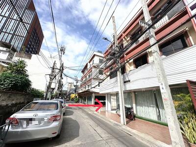 ขาย - อาคารพาณิชย์ 4 ชั้น 13.5 ตร.ว. อาคารพาณิชย์ ซอยเกษมสันต์1 ใกล้สนามกีฬาแห่งชาติ, กรุงเทพ