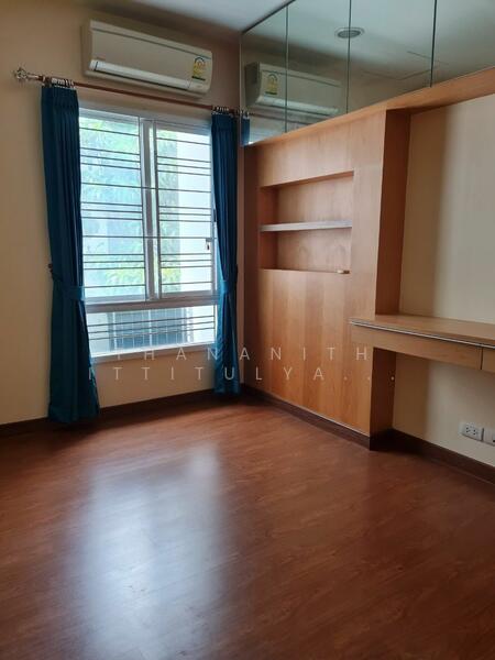 ให้เช่า - บ้าน 2-ห้องนอน, กรุงเทพ