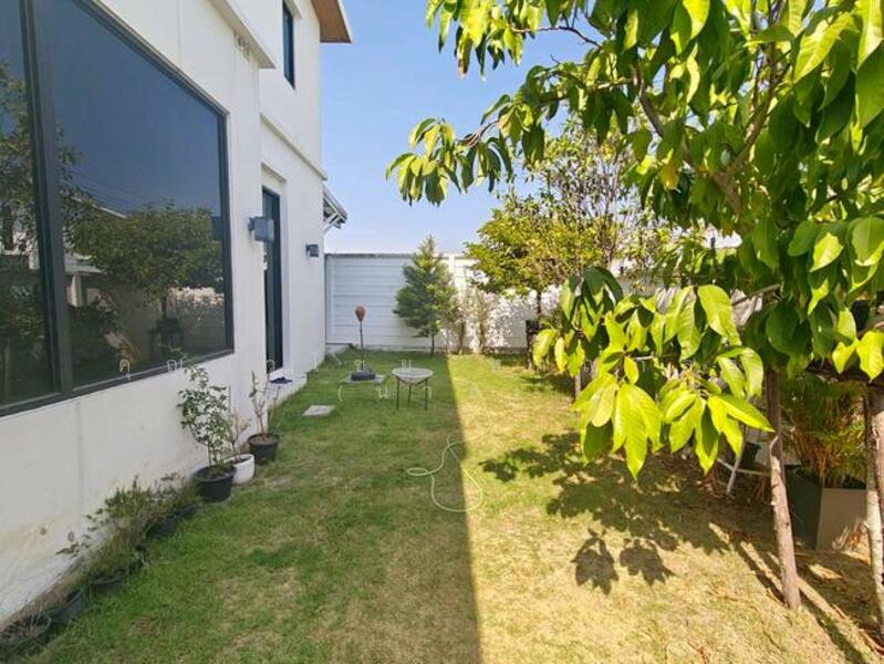 Como Bianca Bangna : โคโม่ เบียงก้า ถ.บางนาตราด ซ.มหาชัย แขวงบางพลีใหญ่ เขตบางพลี จ.สมุทรปราการ, สมุทรปราการ, บางนาตราด, บางพลีใหญ่, บางพลี, สมุทรปราการ, 119 ตร.ม., บ้านเดี่ยว ขาย, โดย คุณนวไชย หาญกล้า (นาย), 500106697 - DDproperty.com