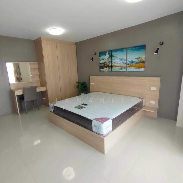 ให้เช่า - LiveIn @ P-Park Residence (Onnut- Suvarnabhumi) : พี พาร์คเรสซิเดนซ์ (อ่อนนุช-สุวรรณภูมิ), กรุงเทพ