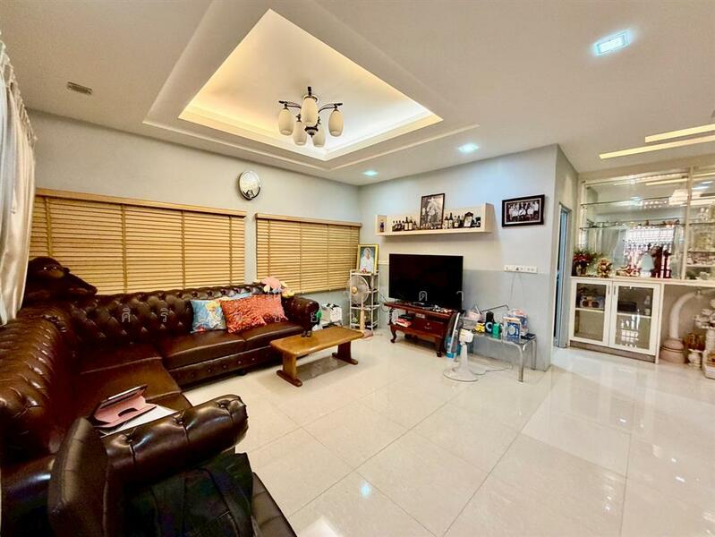 Otthit 1, Bangkok, Lat Phrao Wang Hin Road, Lat Phrao, Lat Phrao, Bangkok, 3 Bedrooms, 250 sqm, Single Detached House For Sale, by คุณ วนิดา ศิริสุขชัยวุฒิ (ดา), 500106910 - DDproperty.com