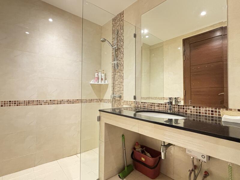 For Sale - Jomtien Beach Condo, Chon Buri (Pattaya)