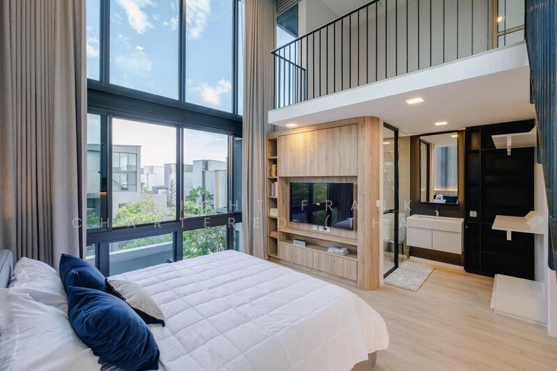 VIVE Krungthep Kreetha, Bangkok, Krungthep Kreetha Road, Saphan Sung, Saphan Sung, Bangkok, 4 Bedrooms, 421 sqm, Single Detached House For Sale, by Knight Frank Chartered (Thailand) Co.,Ltd, 500106954 - DDproperty.com