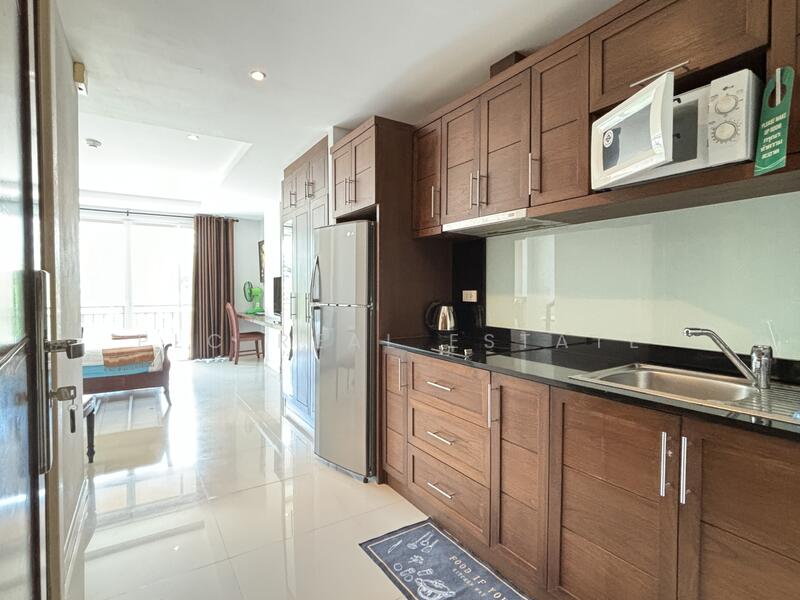ขาย - Jomtien Beach Penthouses : จอมเทียน บีช เพ้นเฮ้าส์ คอนโดมิเนียม, ชลบุรี