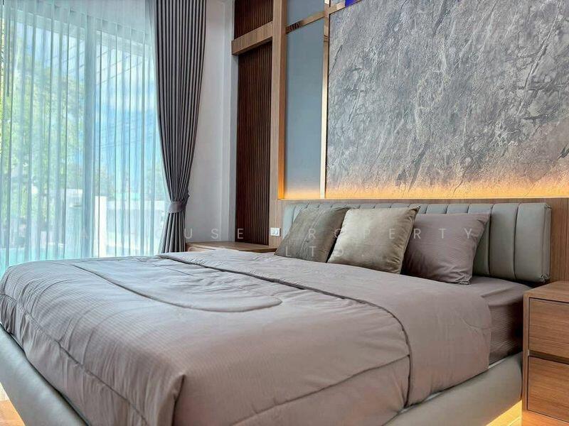 Luxury brand new pool villa for sale in Pattaya., Chon Buri (Pattaya), Nong Pru, Bang Lamung (Pattaya), Chon Buri (Pattaya), 5 Bedrooms, 400 sqm, Villa For Sale, by A House Property Co.,Ltd., 500107043 - DDproperty.com