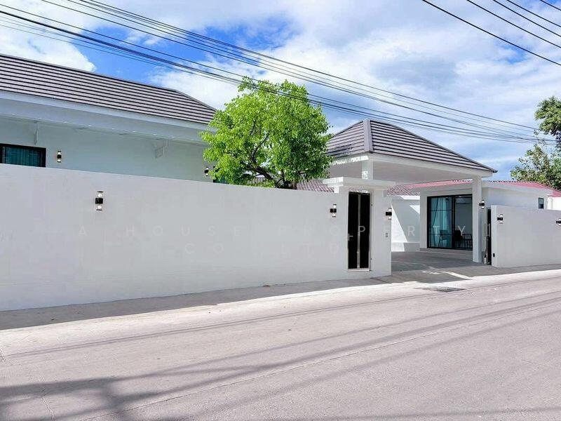 ขายพลูวิลล่าพัทยา สุดหรู สร้างใหม่, ชลบุรี, หนองปรือ, บางละมุง, ชลบุรี, 400 ตร.ม., วิลล่า ขาย, โดย A House Property Co.,Ltd., 500107043 - DDproperty.com