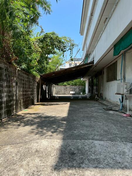 For Sale - For Sale! 4-Storey Commercial Building, Prime Location | 3 Minutes to Central Bangna (SPSSR11), Bangkok