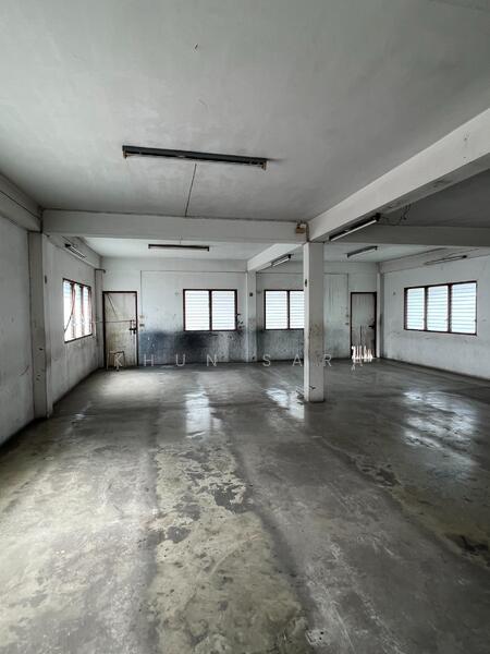 For Sale - For Sale! 4-Storey Commercial Building, Prime Location | 3 Minutes to Central Bangna (SPSSR11), Bangkok