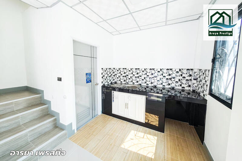 For Sale - เคหะร่มเกล้า27, Bangkok