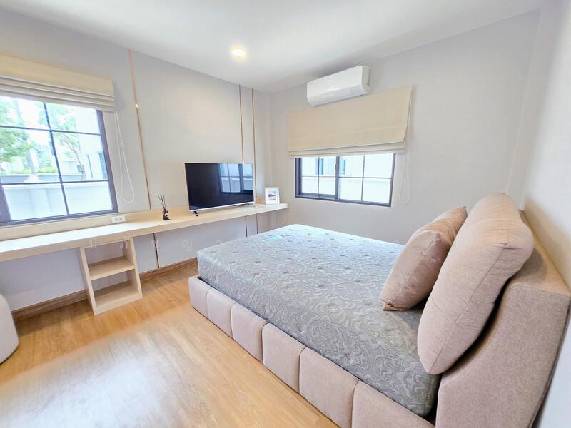 Centro Bangna, Samut Prakan, 111 Soi 3, Bang Kaeo, Bang Plee, Samut Prakan, 4 Bedrooms, 303 sqm, Single Detached House For Sale, by ปภัชญา ธนัตถ์ภรณ์, 500107104 - DDproperty.com