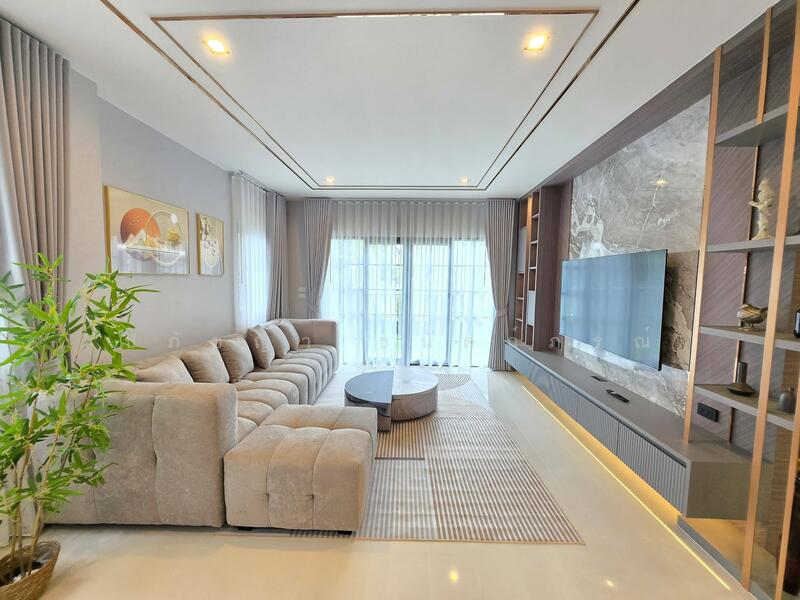 Centro Bangna, Samut Prakan, 111 Soi 3, Bang Kaeo, Bang Plee, Samut Prakan, 4 Bedrooms, 303 sqm, Single Detached House For Sale, by ปภัชญา ธนัตถ์ภรณ์, 500107104 - DDproperty.com