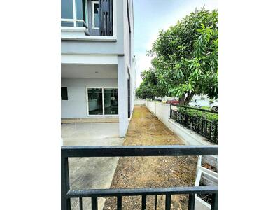 ขาย - ทาวน์เฮ้าส์ 3-ห้องนอน, กรุงเทพ