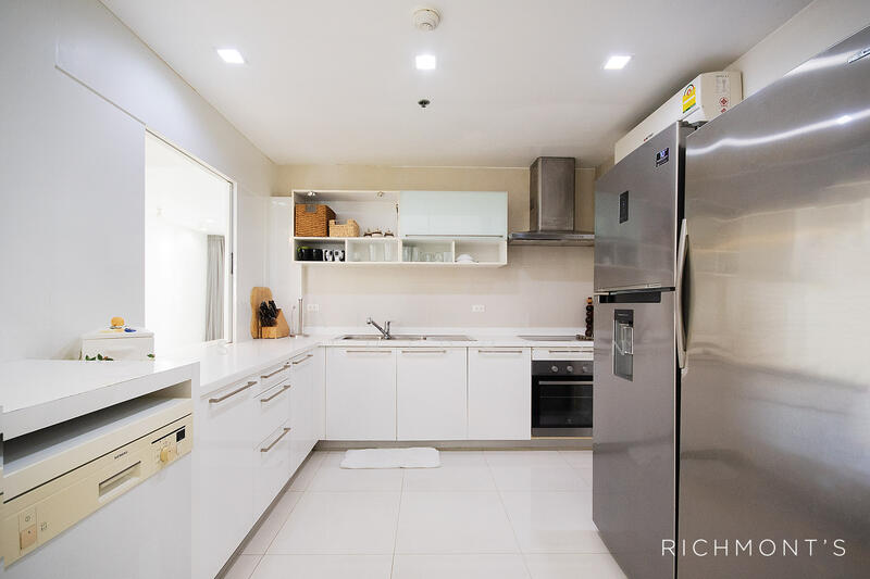 Sukhumvit City Resort, Bangkok, 51 Soi Sukhumvit 11, Khlongtoei Nua, Watthana, Bangkok, 4 Bedrooms, 357 sqm, Condo For Sale, by Amarin Sitthidhoon, 500107181 - DDproperty.com