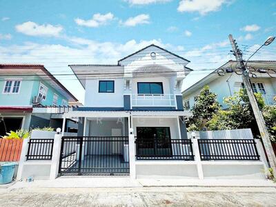 ขาย - หมู่บ้านบุรีรมย์ (วงแหวน-ปิ่นเกล้า), นนทบุรี