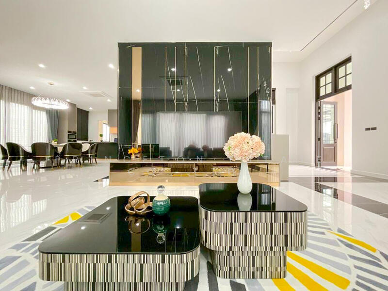 CINQ ROYAL Krungthep Kreetha, Bangkok, Pracharuamjai Road, Saphan Sung, Saphan Sung, Bangkok, 5 Bedrooms, 705 sqm, Single Detached House For Rent, by Princeton Estate Co.,Ltd., 500107625 - DDproperty.com