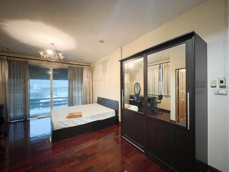 For Sale - Moobaan Seri 4 Rama 9, Bangkok