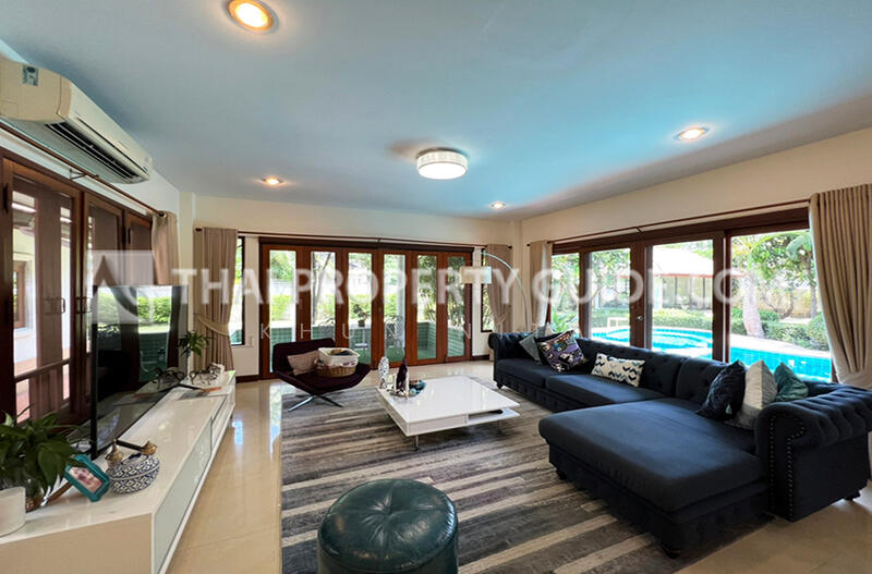 For Rent - House with Private Pool Ekamai, Bangkok