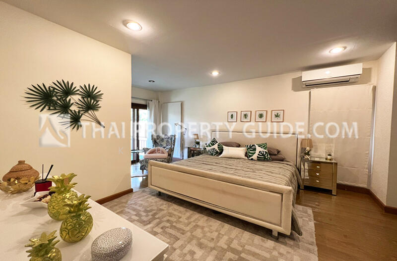 For Rent - House with Private Pool Ekamai, Bangkok