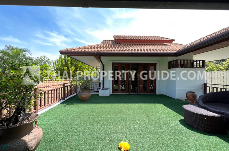 For Rent - House with Private Pool Ekamai, Bangkok