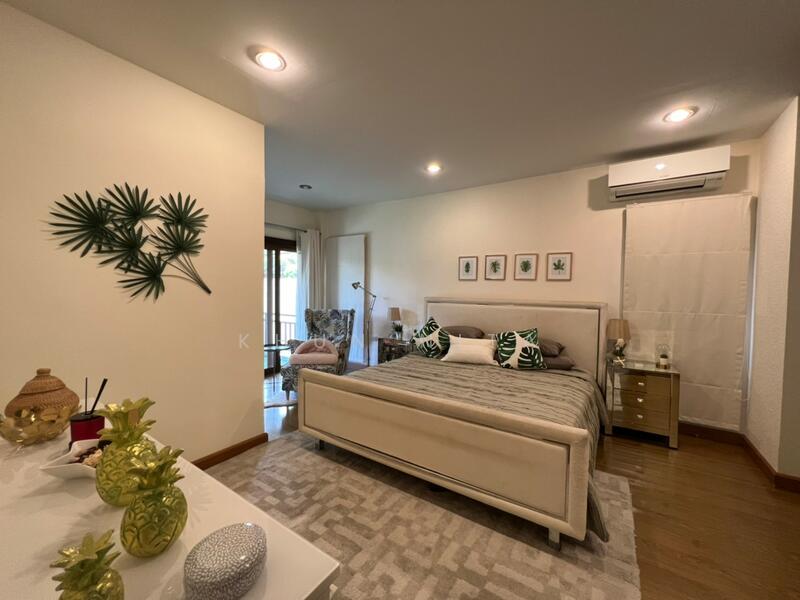 House with Private Pool Ekamai, Bangkok, Khong Tan, Khlong Toei, Bangkok, 4 Bedrooms, 500 sqm, Single Detached House For Rent, by Khun Nita, 500107828 - DDproperty.com