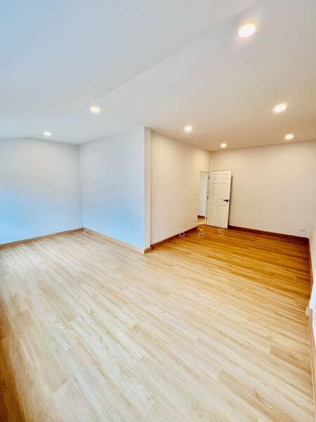 ขาย - สนามบินน้ำ, นนทบุรี