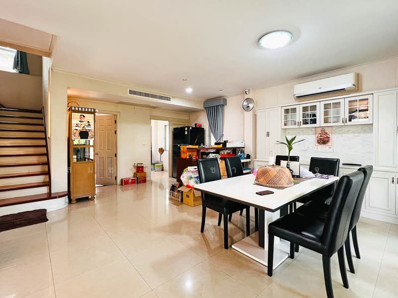 Pattra Ramkhamhaeng 76, Bangkok, รามคำแหง 76, Hua Mak, Bang Kapi, Bangkok, 4 Bedrooms, 250 sqm, Single Detached House For Rent, by Somchai Ruechajirakit, 500108354 - DDproperty.com