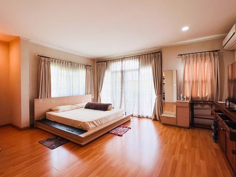 Pattra Ramkhamhaeng 76, Bangkok, รามคำแหง 76, Hua Mak, Bang Kapi, Bangkok, 4 Bedrooms, 250 sqm, Single Detached House For Rent, by Somchai Ruechajirakit, 500108354 - DDproperty.com