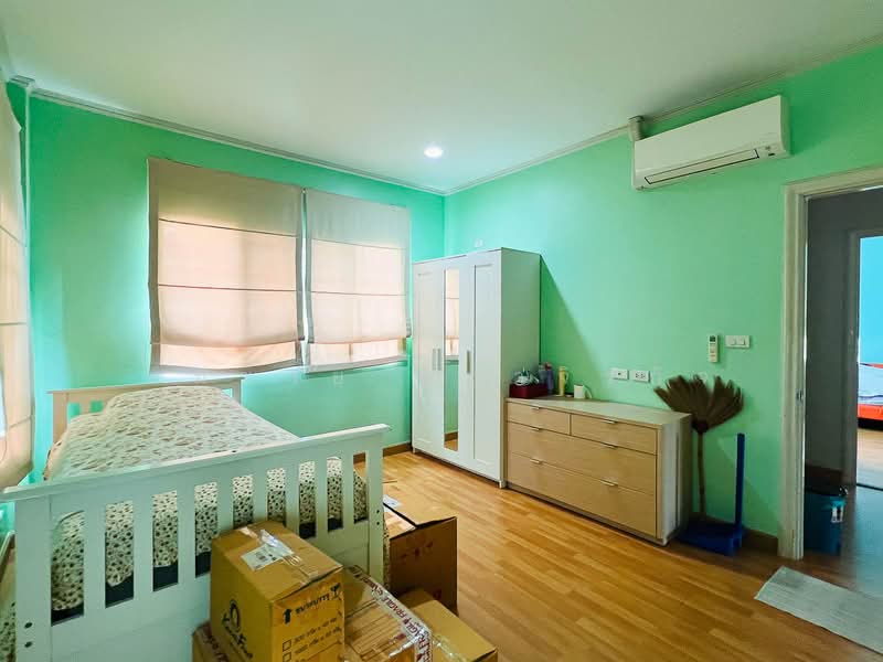 Pattra Ramkhamhaeng 76, Bangkok, รามคำแหง 76, Hua Mak, Bang Kapi, Bangkok, 4 Bedrooms, 250 sqm, Single Detached House For Rent, by Somchai Ruechajirakit, 500108354 - DDproperty.com