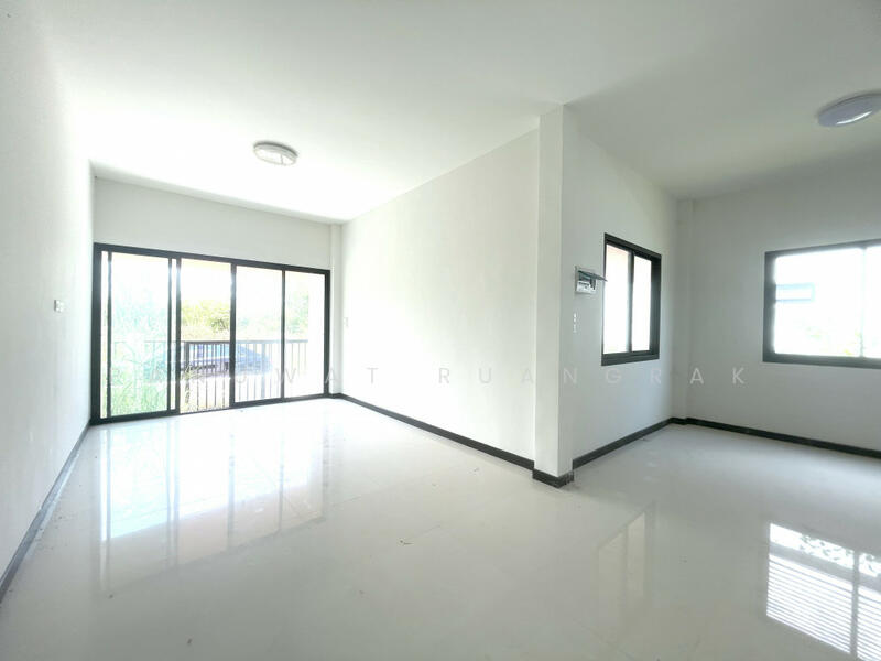 ขาย - พนัสนิคม หนองเหียง ซอยหนองตากนาก 7, ชลบุรี