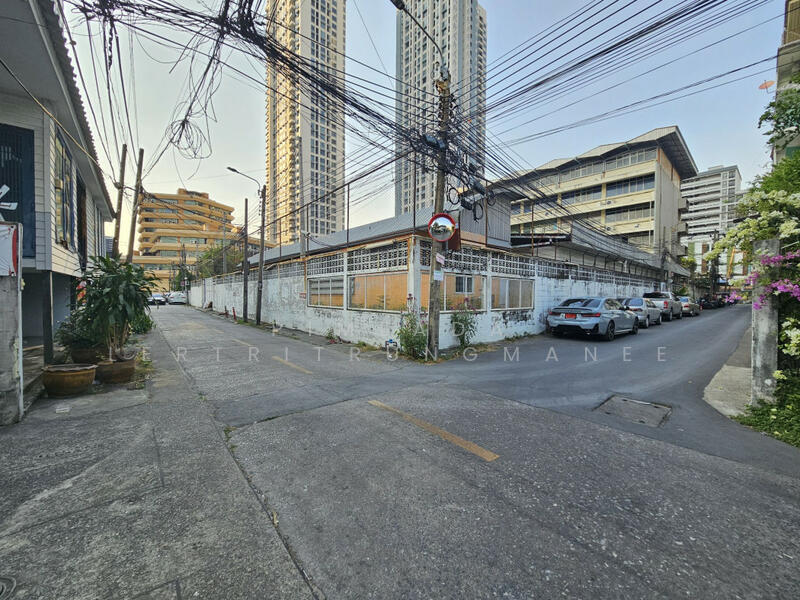 ที่ดินพร้อมสิ่งปลูกสร้าง ซอยลาดพร้าว 8, Bangkok, Jom Phon, Chatuchak, Bangkok, , 768 sqm, Land For Sale, by Pimlada Lertritrungmanee, 500108374 - DDproperty.com