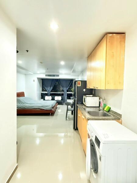 The Trendy, Bangkok, 10 Soi Sukhumvit 13, Khlongtoei Nua, Watthana, Bangkok, Studio, 36 sqm, Condo For Rent, by caveman property, 500108450 - DDproperty.com