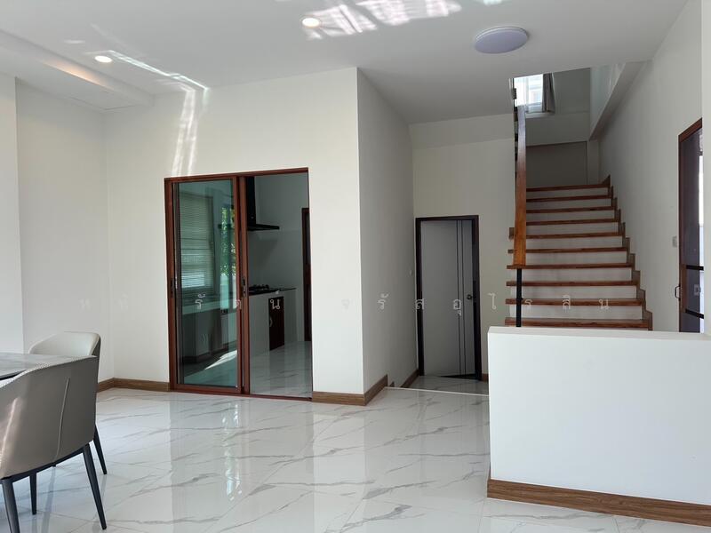 ขาย - บ้านเดี่ยว 2 ชั้น ใกล้ตลาดและเซเว่น บ้านทุ่งข้าวตอก หนองแหย่ง อ.สันทราย เชียงใหม่, เชียงใหม่