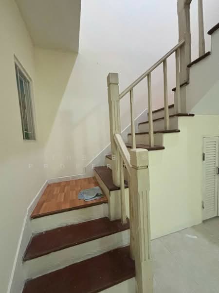 Baan Pruksa 27 Onnut-Ladkrabang, Chachoengsao, ตำบลคลองอุดมชลจร อำเภอเมืองฉะเชิงเทรา จังหวัดฉะเชิงเทรา, Khlong Udomchonchon, Muang Chachoengsao, Chachoengsao, 3 Bedrooms, 100 sqm, Townhouse For Sale, by The Best Property ไก่, 500108525 - DDproperty.com
