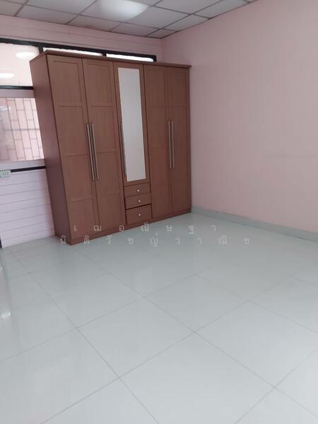 For Rent - ให้เช่าตึกลาดพร้าว ใกล้เซ็นทรัลอีสต์วิลล์ ตึก2ชั้น 4นอน 1น้ำ 1ห้องโถงใหญ่ ทำเลดีมาก, Bangkok