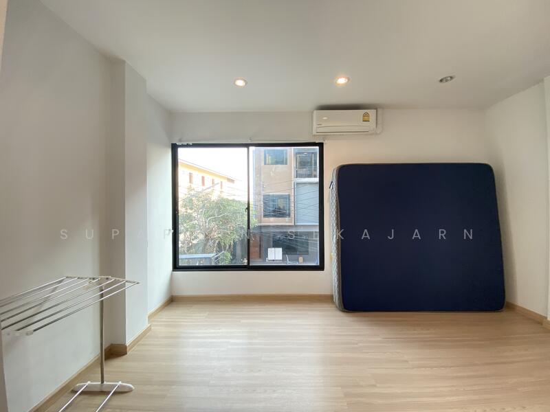 ให้เช่า - Haus Clover Chaengwattana-Ratchaphruek : เฮ้าส์ โคลเวอร์ แจ้งวัฒนะ - ราชพฤกษ์, นนทบุรี